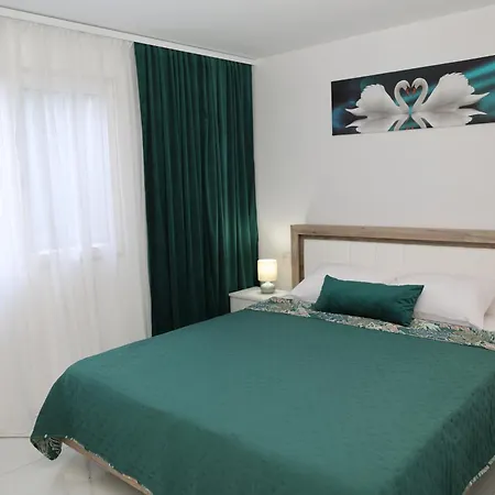 Elegant Home-free Parking Apartamento
