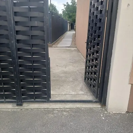 Elegant Home-free Parking Timişoara